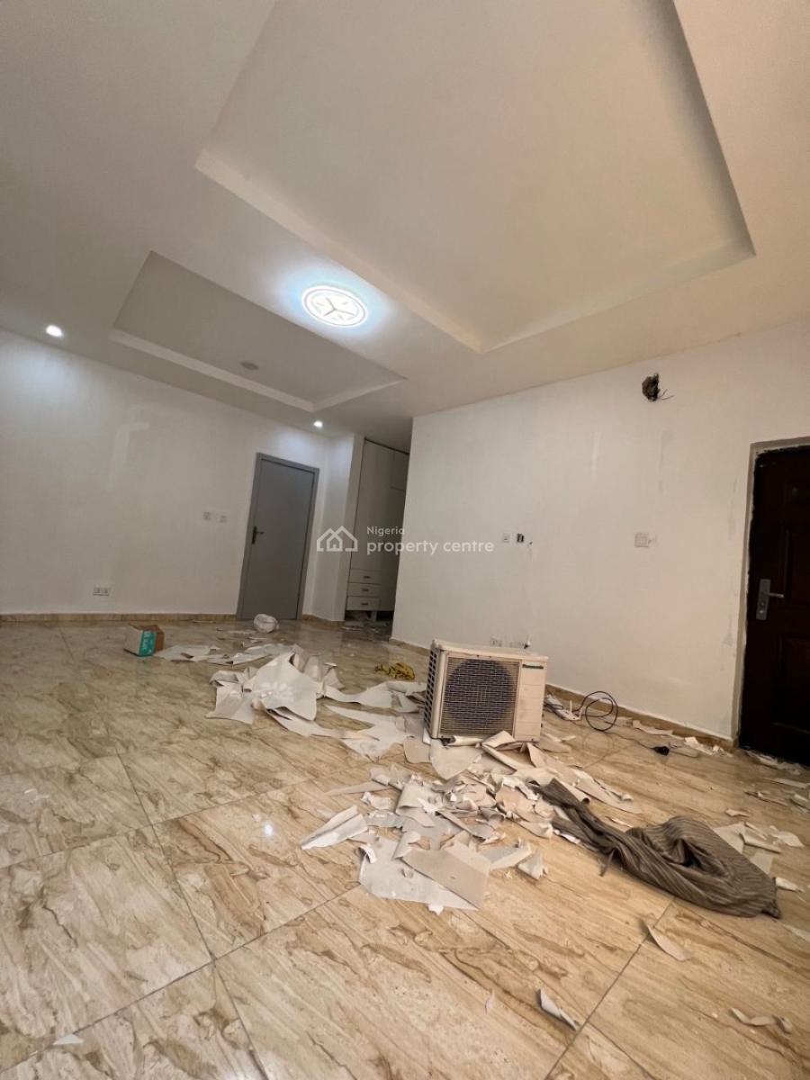 a Unique Mini Flat (room and Parlor) Apartment in an Estate with 24hrs, Royal Pine Estate Orchid Road Lekki Lagos, Lekki, Lagos, Mini Flat (room and Parlour) for Rent