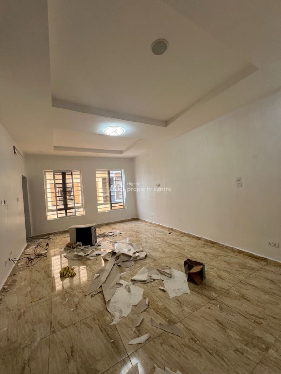 a Unique Mini Flat (room and Parlor) Apartment in an Estate with 24hrs, Royal Pine Estate Orchid Road Lekki Lagos, Lekki, Lagos, Mini Flat (room and Parlour) for Rent