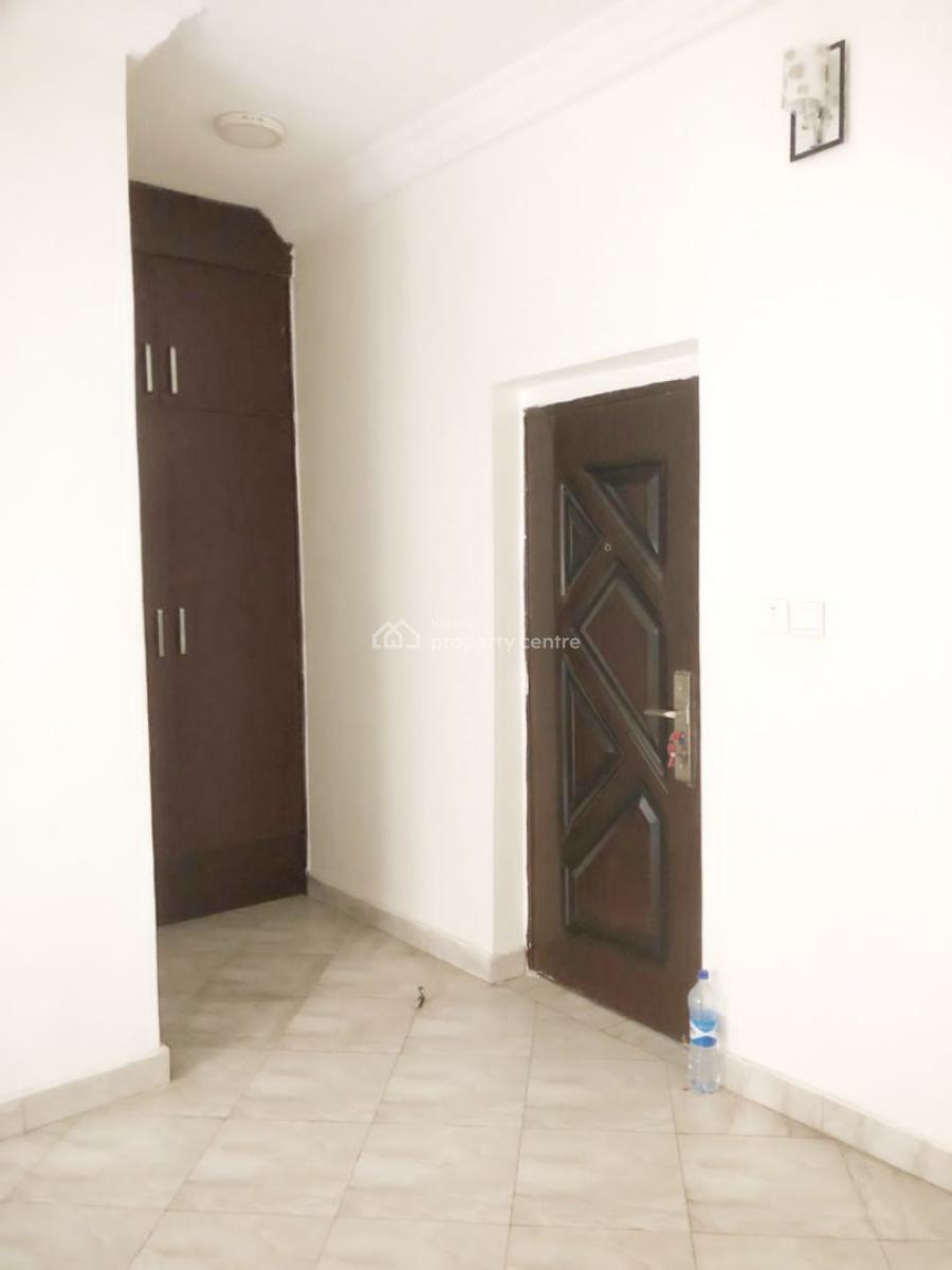 Well Maintained & Spacious 3 Bedroom Flat, Millennium Estate, Gbagada, Lagos, Flat / Apartment for Rent