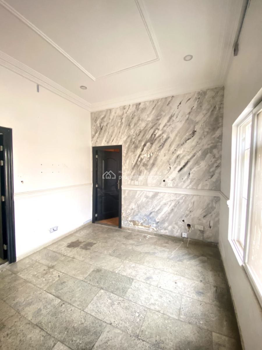 4 Bedrooms Semi Detached Duplex with Bq in a Secured Estate, Lekki Phase 1, Lekki, Lagos, Semi-detached Duplex for Rent