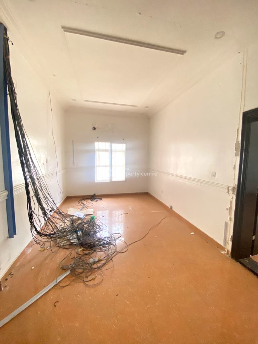 4 Bedrooms Semi Detached Duplex with Bq in a Secured Estate, Lekki Phase 1, Lekki, Lagos, Semi-detached Duplex for Rent