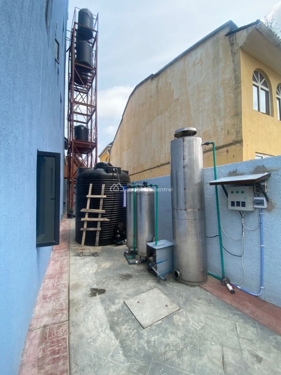 Brand New Executive Apartments, Off Chief Natufe Street, Bode Thomas Junction, Surulere, Lagos, Flat / Apartment for Sale