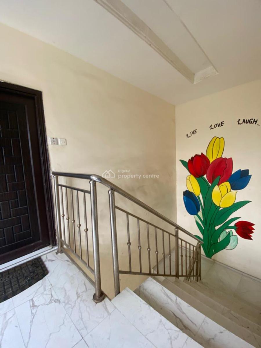 Well Maintained Upstairs, Via Thera Annex, Sangotedo, Ajah, Lagos, Flat / Apartment for Rent