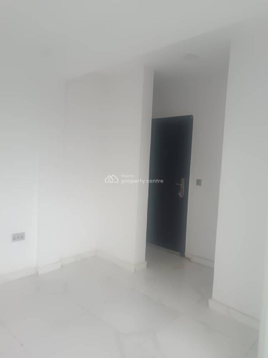 Tastefully Finished Five Bedroom Pent House with 2 Room Bq, Off Fani Fakayode Way, Ikeja Gra, Ikeja, Lagos, Terraced Duplex for Rent