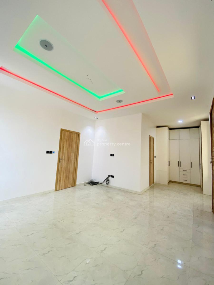 Finished 2 Bedroom Apartment with Swimming Pool and Gym, Ikate, Lekki, Lagos, Flat / Apartment for Sale