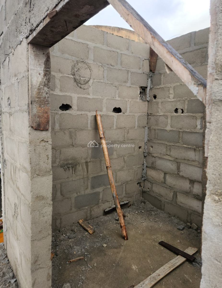 Spacious Shops for 10 Years Lease Upstairs, 97 Ijesha Road, Surulere, Lagos, Shop for Rent