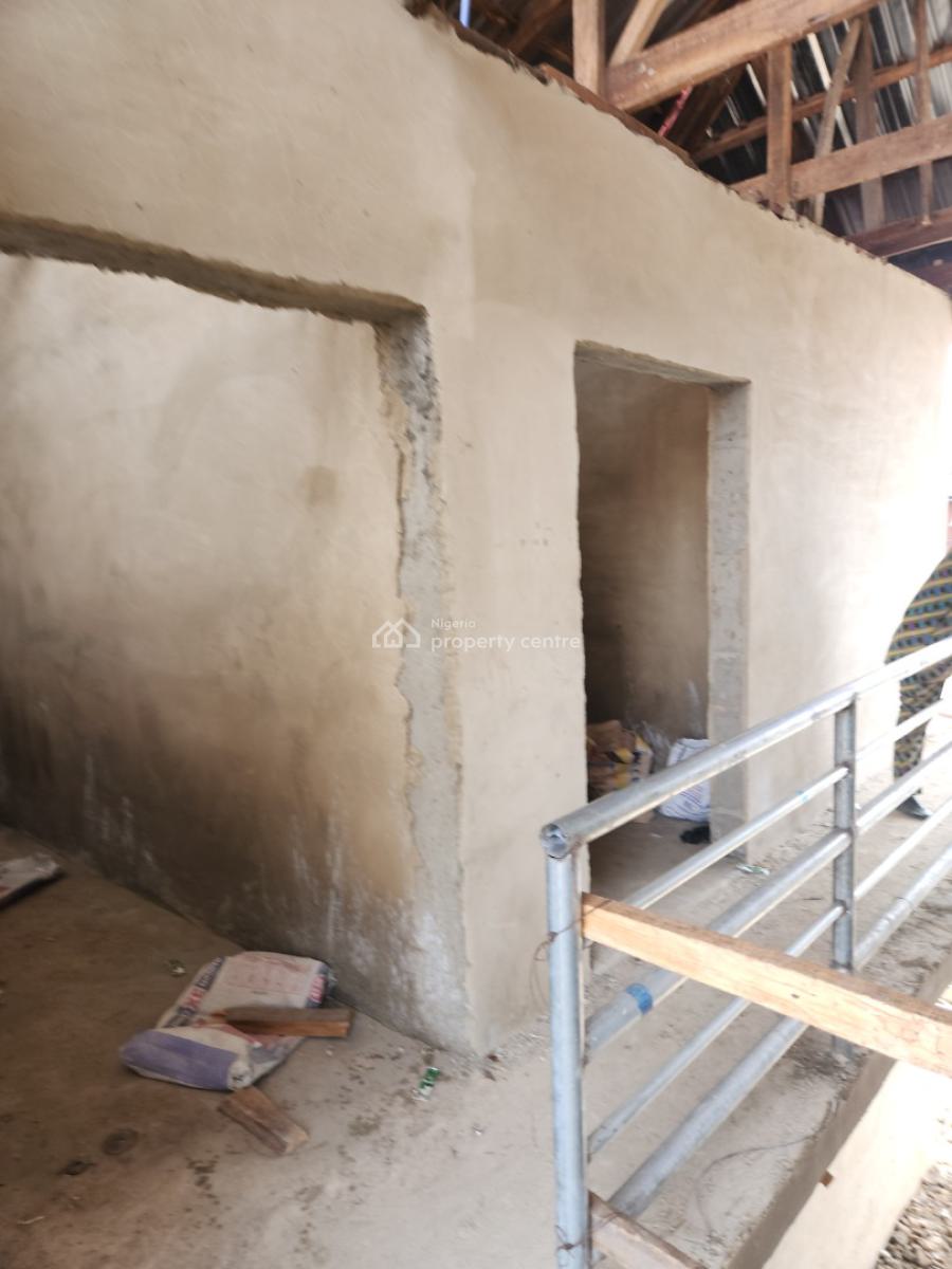 Spacious Shops for 10 Years, Upstairs, 97, Ijesha Road, Surulere, Lagos, Shop for Rent