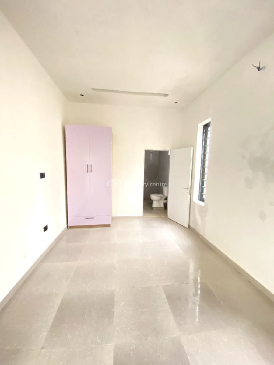 2bedroom Apartment in a Secure Environment, Ologolo, Lekki, Lagos, Flat / Apartment for Sale