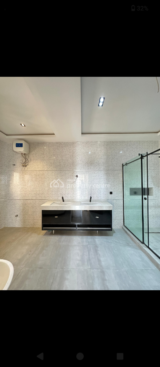 Ultra-luxurious 5-bedroom Penthouse with 2 Bqs, Banana Island, Ikoyi, Lagos, Semi-detached Duplex for Sale