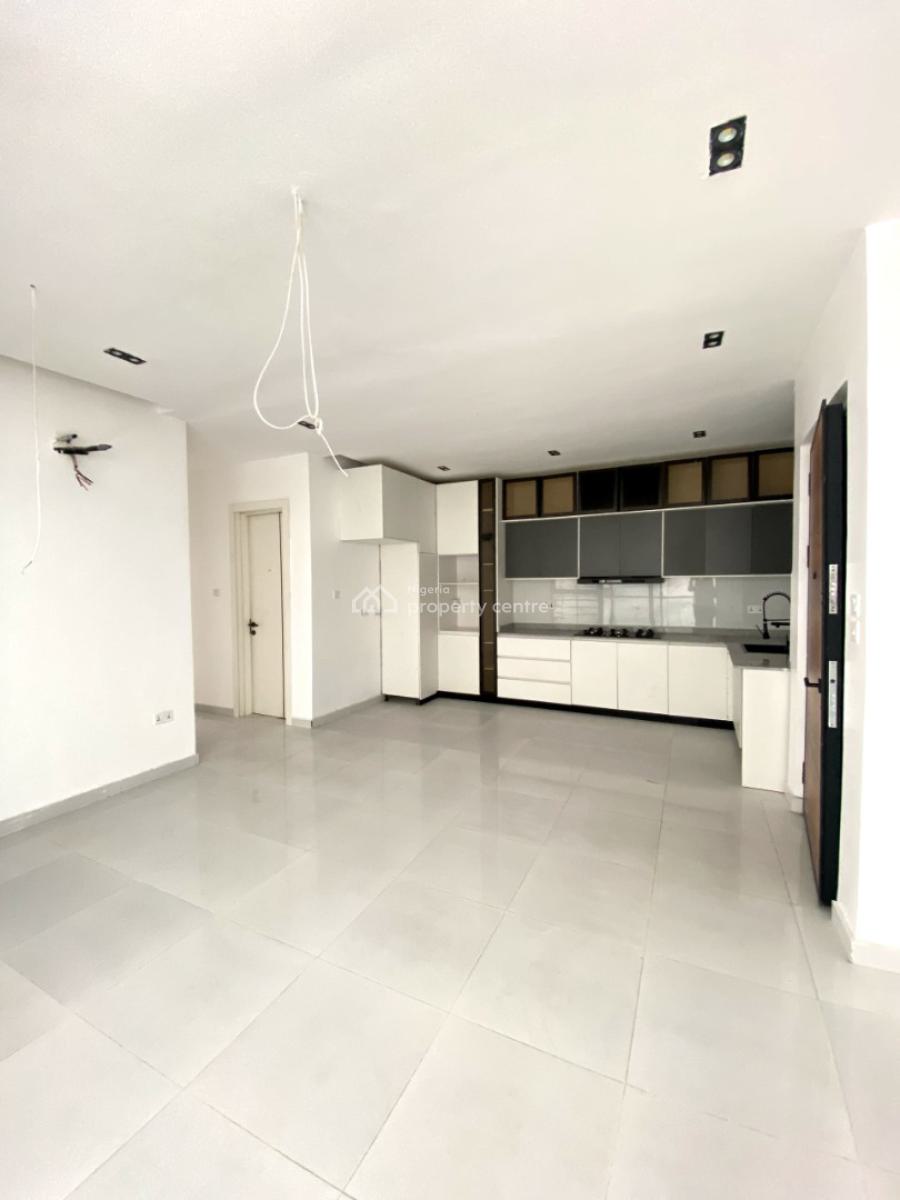 2 Bedroom Apartment in a Secure Environment, Ologolo, Lekki, Lagos, Flat / Apartment for Sale