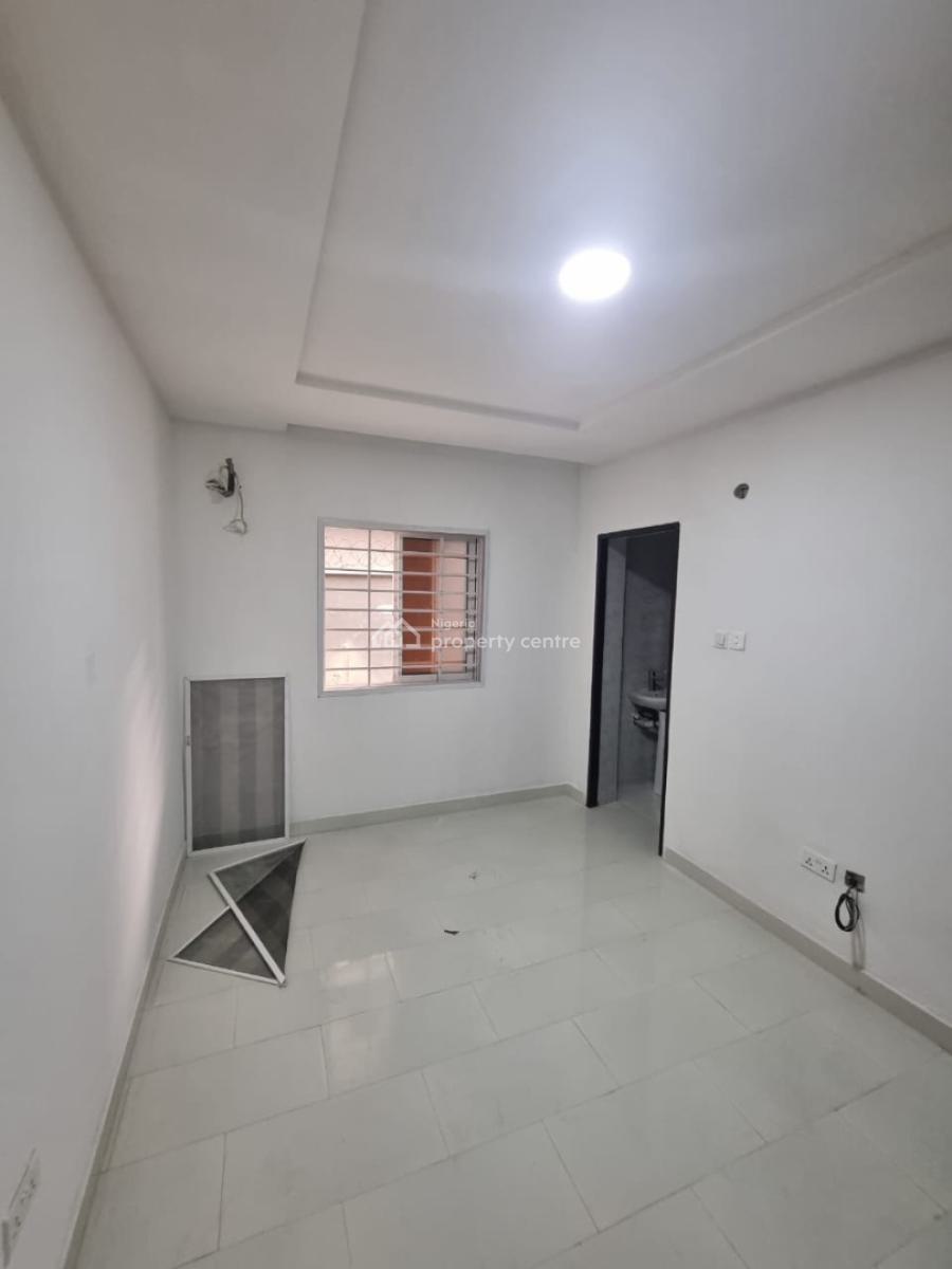 Affordable 2 Bedroom Apartment in a Good Location, Orchid Road, Lekki Phase 2, Lekki, Lagos, Flat / Apartment for Sale