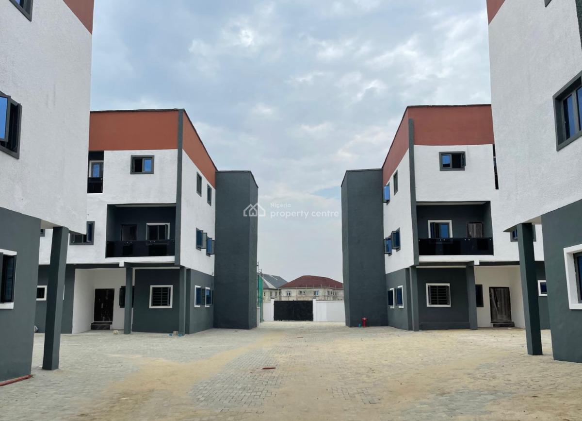 Brand New Complete Estate of 28 Units of 2 Amd 4 Bedrooms Duplexes in, Brand New Estate of 28 Units Duplexes Behind Shoprite, Sangotedo, Ajah, Lagos, Terraced Duplex for Sale