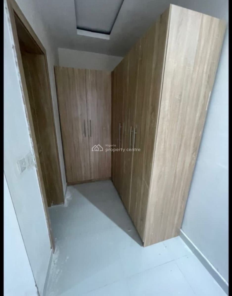 Newly Built 3bedroom Flat, Ologolo, Lekki, Lagos, Flat / Apartment for Rent