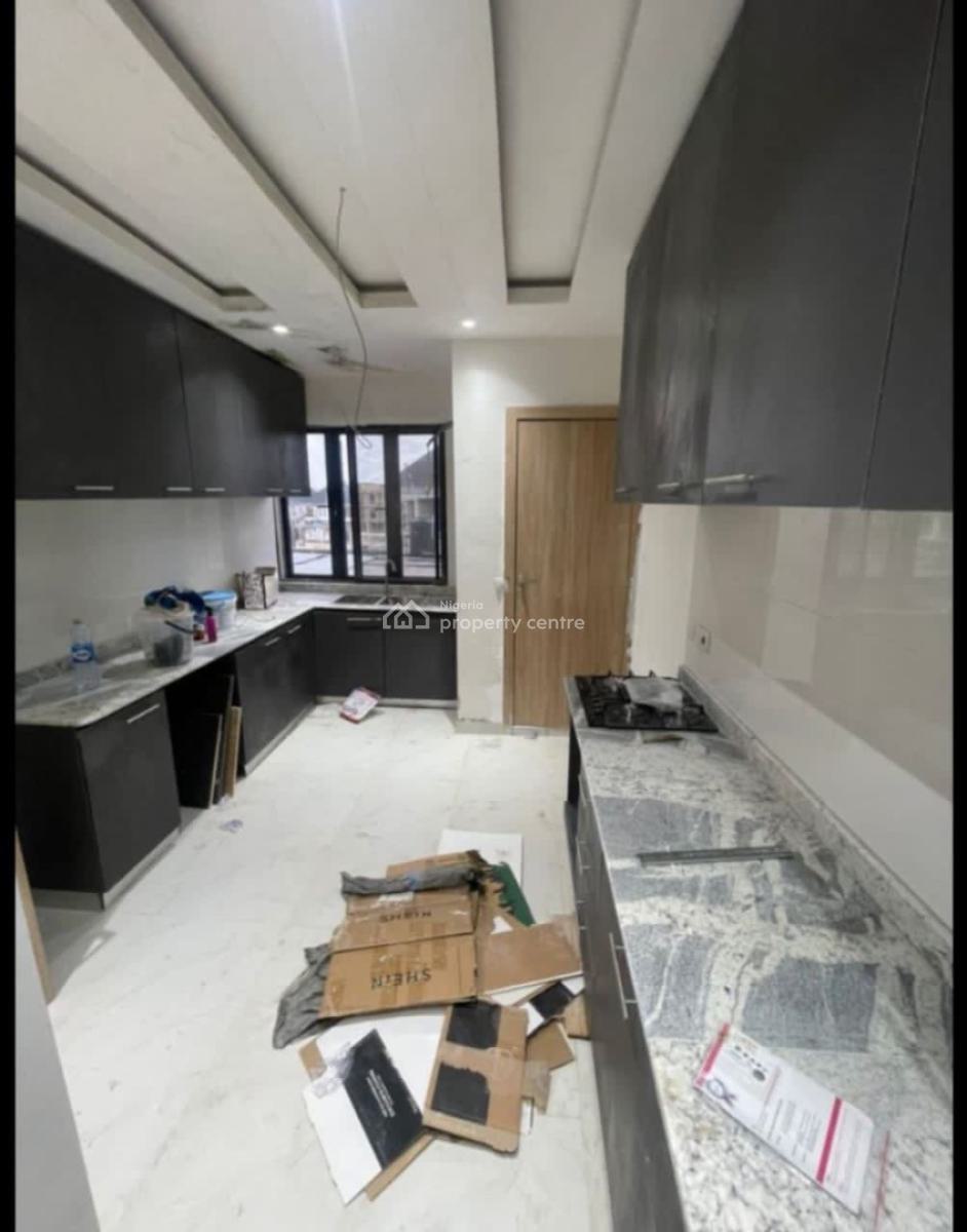 Newly Built 3bedroom Flat, Ologolo, Lekki, Lagos, Flat / Apartment for Rent