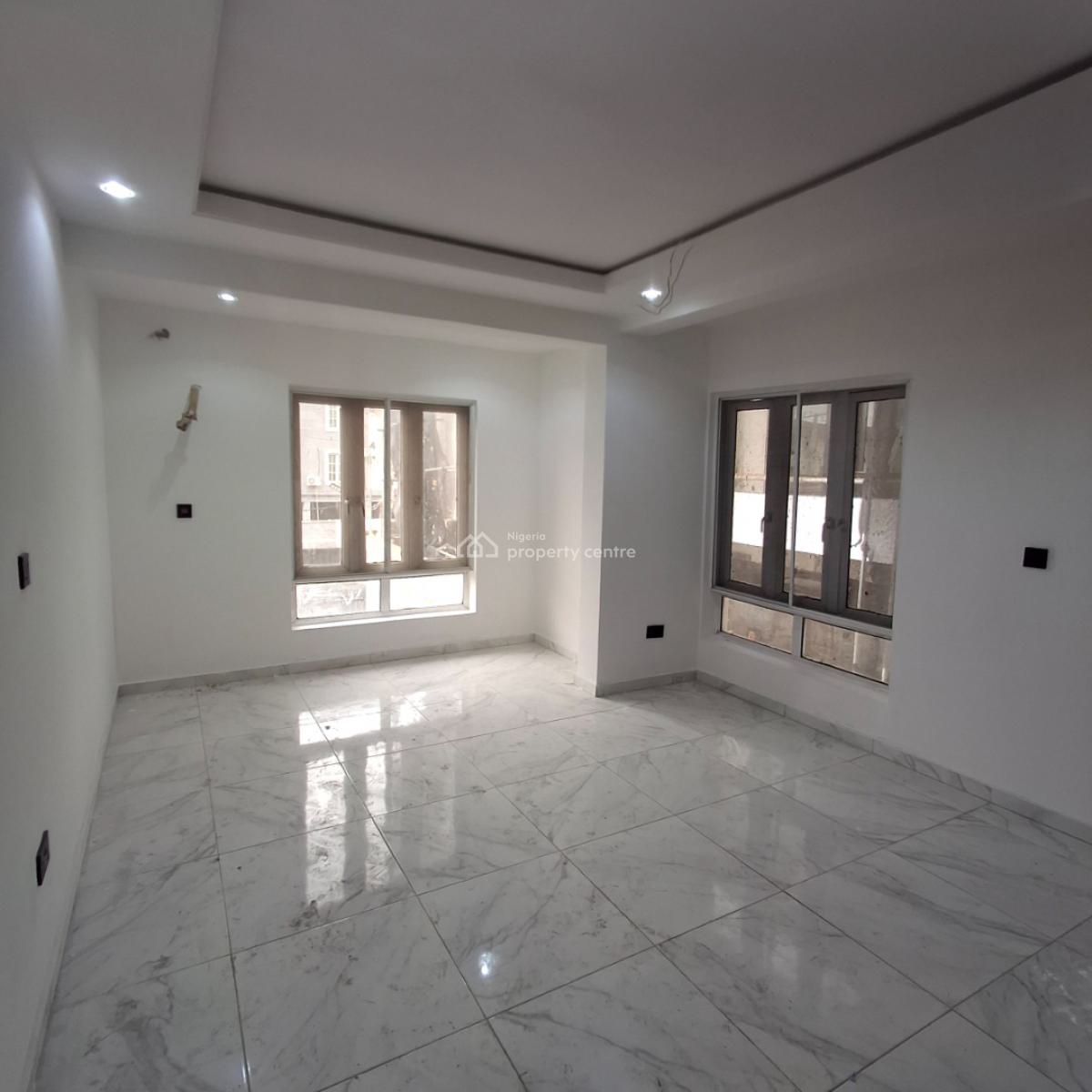 Three Bedroom Apartment, Lekki Phase 1, Lekki, Lagos, Flat / Apartment for Rent