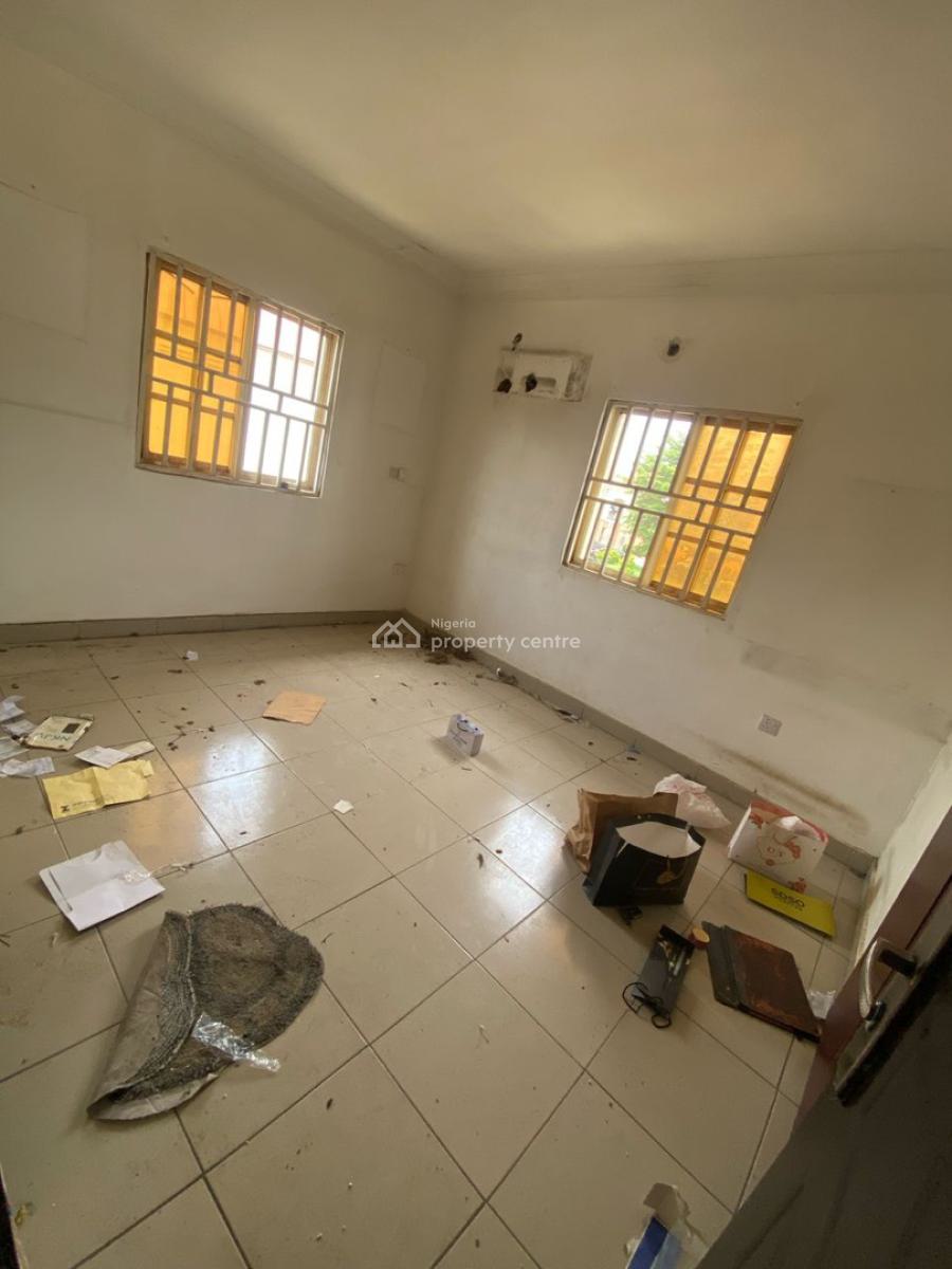 Standard 2 Bedroom Apartment, 1st Avenue, Gwarinpa, Abuja, Flat / Apartment for Rent