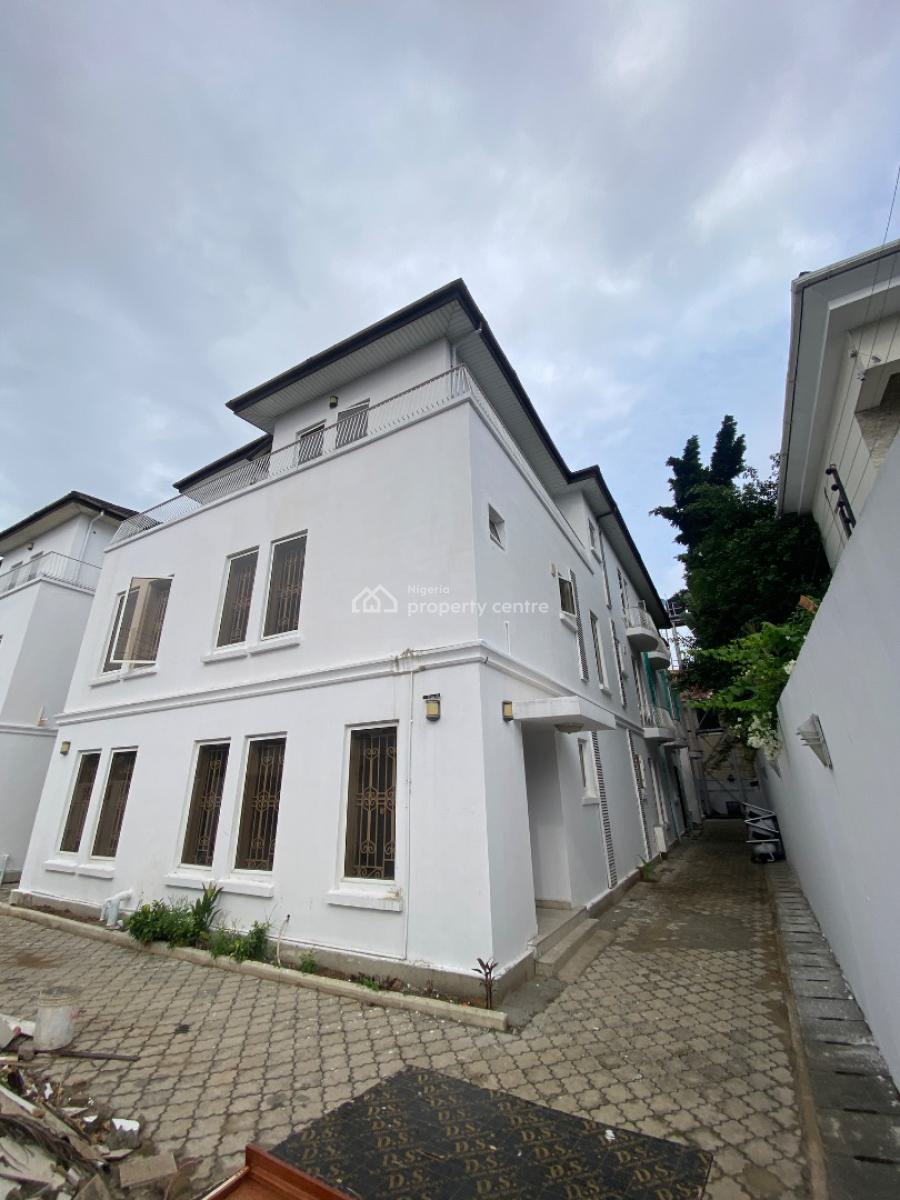 Luxury 2 Bedroom Apartment, Lekki Phase 1, Lekki, Lagos, Flat / Apartment for Rent