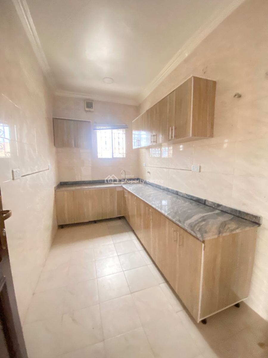 Luxury 2 Bedroom Apartment, Lekki Phase 1, Lekki, Lagos, Flat / Apartment for Rent