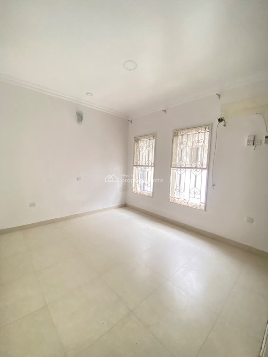 Luxury 2 Bedroom Apartment, Lekki Phase 1, Lekki, Lagos, Flat / Apartment for Rent
