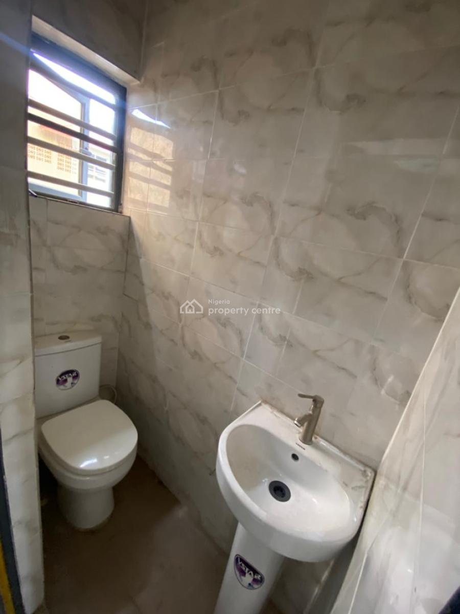 Newly Built 2 Bedroom Flat, Itire-ikate, Surulere, Lagos, Flat / Apartment for Rent
