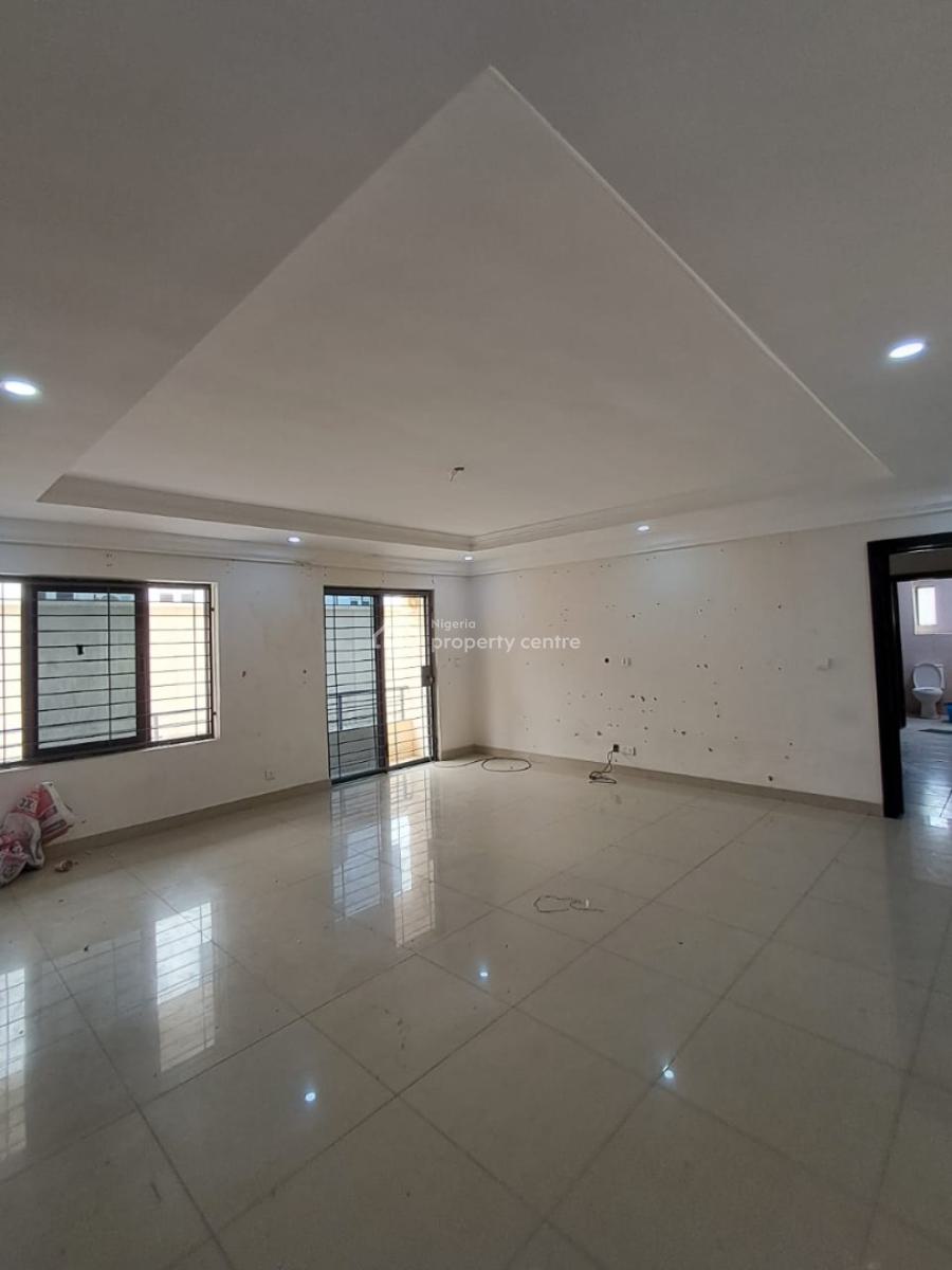 3 Bedroom Apartment Ground Floor, Osapa, Lekki, Lagos, Flat / Apartment for Rent
