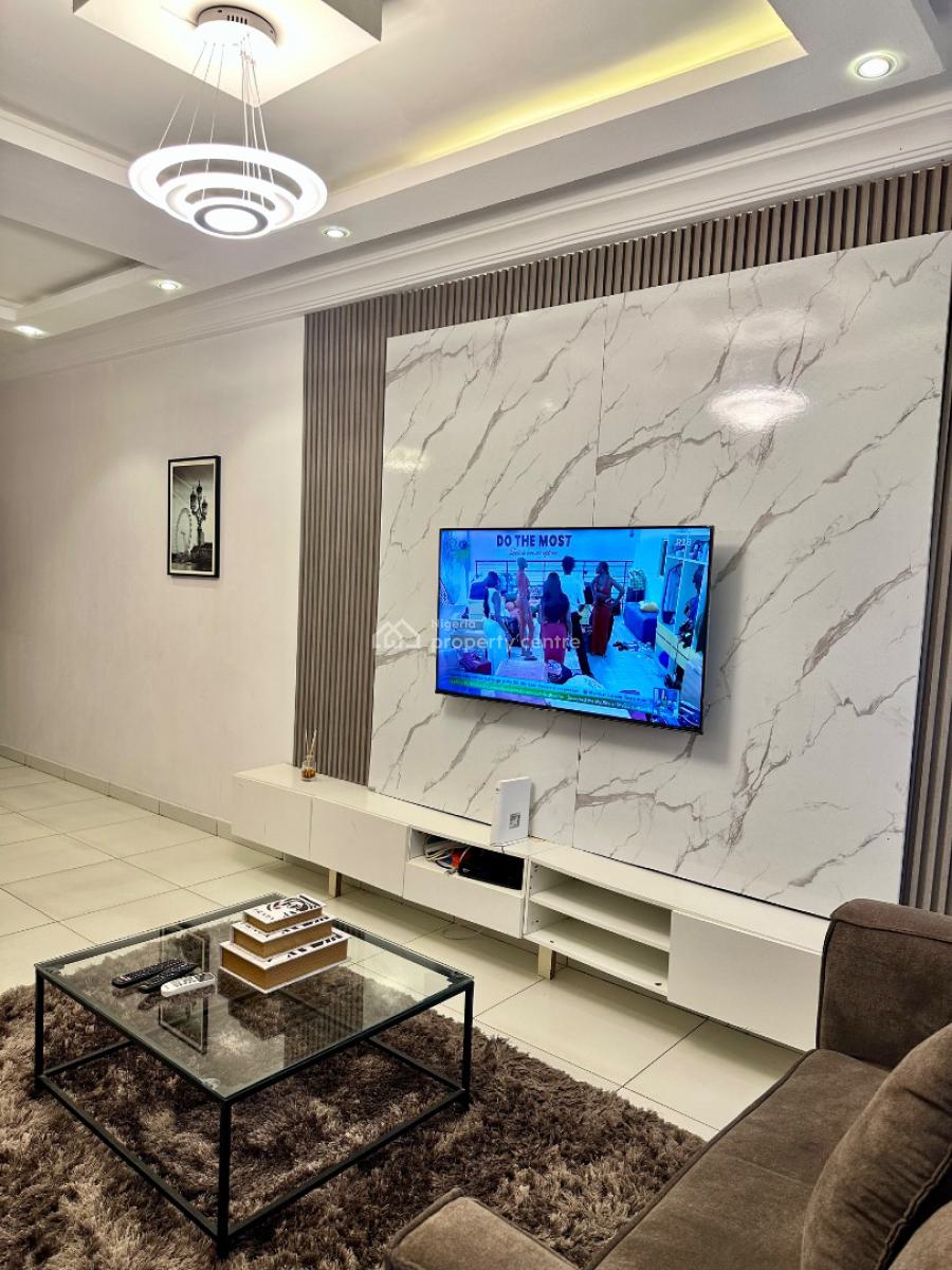 Elegant Two Bedroom Residence with Upscale Finishing, Off Admiralty Way, Lekki Phase 1, Lekki, Lagos, Flat / Apartment for Rent