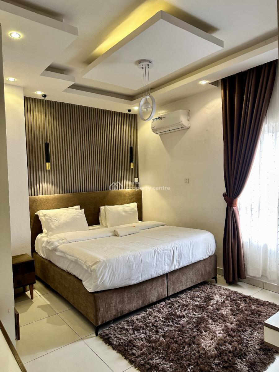 Elegant Two Bedroom Residence with Upscale Finishing, Off Admiralty Way, Lekki Phase 1, Lekki, Lagos, Flat / Apartment for Rent