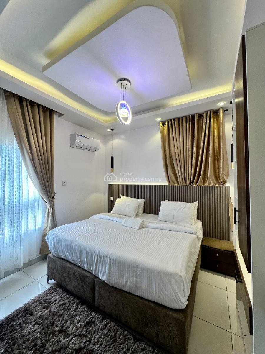 Elegant Two Bedroom Residence with Upscale Finishing, Off Admiralty Way, Lekki Phase 1, Lekki, Lagos, Flat / Apartment for Rent