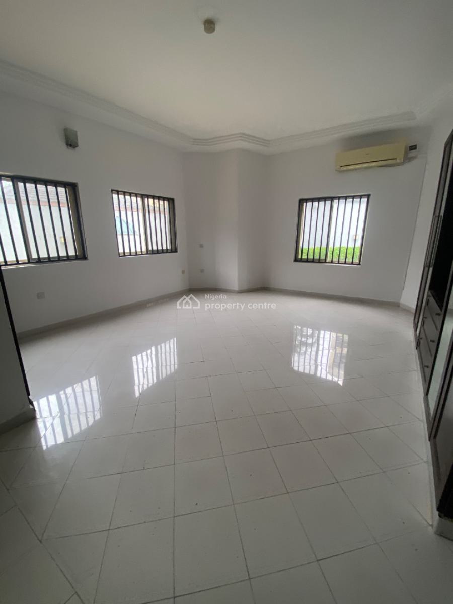 Ultra Luxury 3 Bedroom Apartment with Bq, Lekki Phase 1, Lekki, Lagos, Flat / Apartment for Rent
