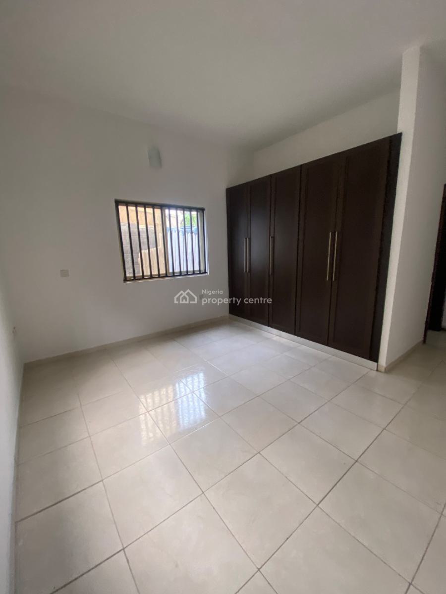 Ultra Luxury 3 Bedroom Apartment with Bq, Lekki Phase 1, Lekki, Lagos, Flat / Apartment for Rent
