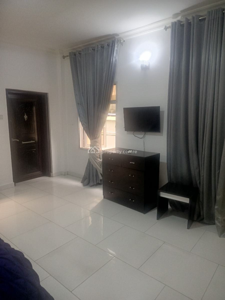 3 Bedroom Apartment, Dideolu Estate, Victoria Island (vi), Lagos, Flat / Apartment for Rent