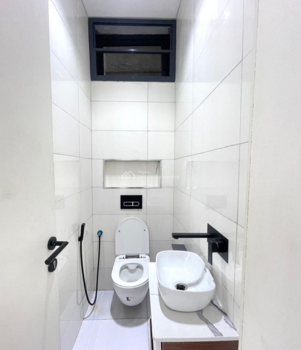 2 Bedroom Apartments, Ologolo, Lekki, Lagos, Block of Flats for Sale