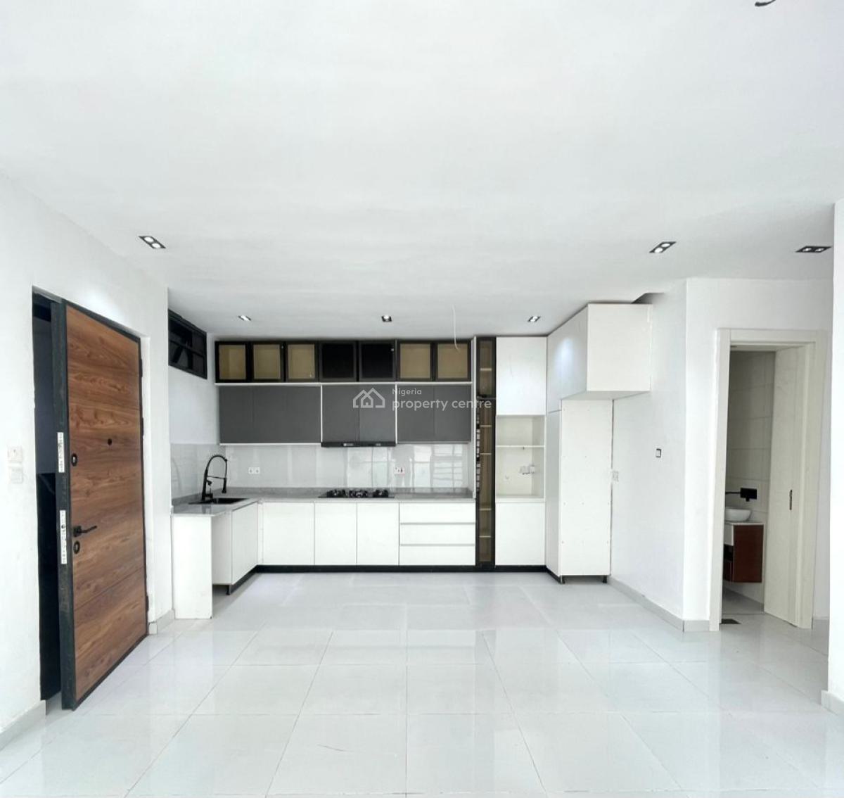 2 Bedroom Apartments, Ologolo, Lekki, Lagos, Block of Flats for Sale