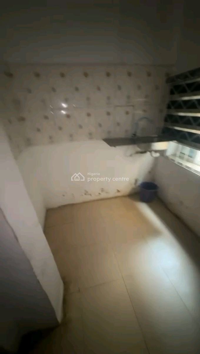 Neatly Used and Standard Miniflat in a Secured Environment, Fadeyi, Shomolu, Lagos, Mini Flat (room and Parlour) for Rent