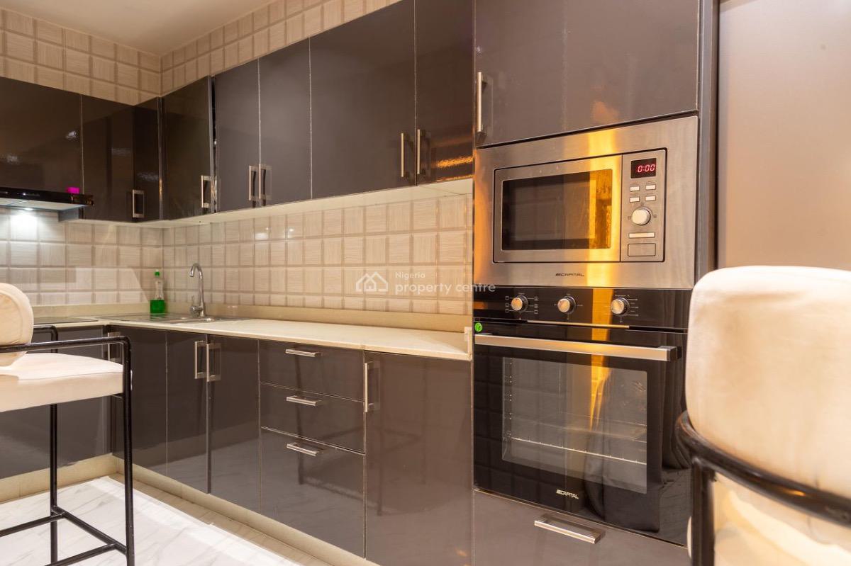 Fantastic 1 Bedroom Apartment with Top-notch Amenities, Lekki Phase 1, Lekki, Lagos, Flat / Apartment Short Let