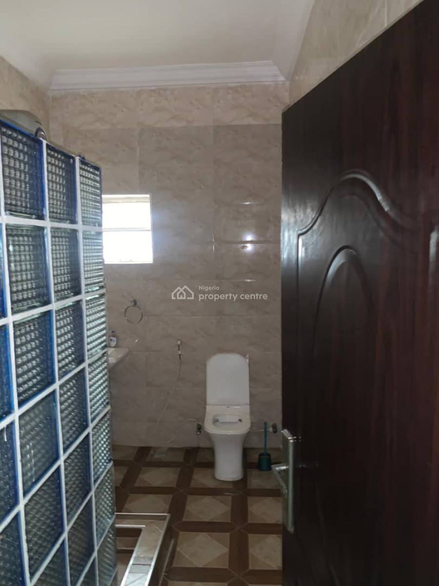 Luxury 3 Bedroom En-suite Flat, Millennium Estate, Gbagada, Lagos, Flat / Apartment for Rent