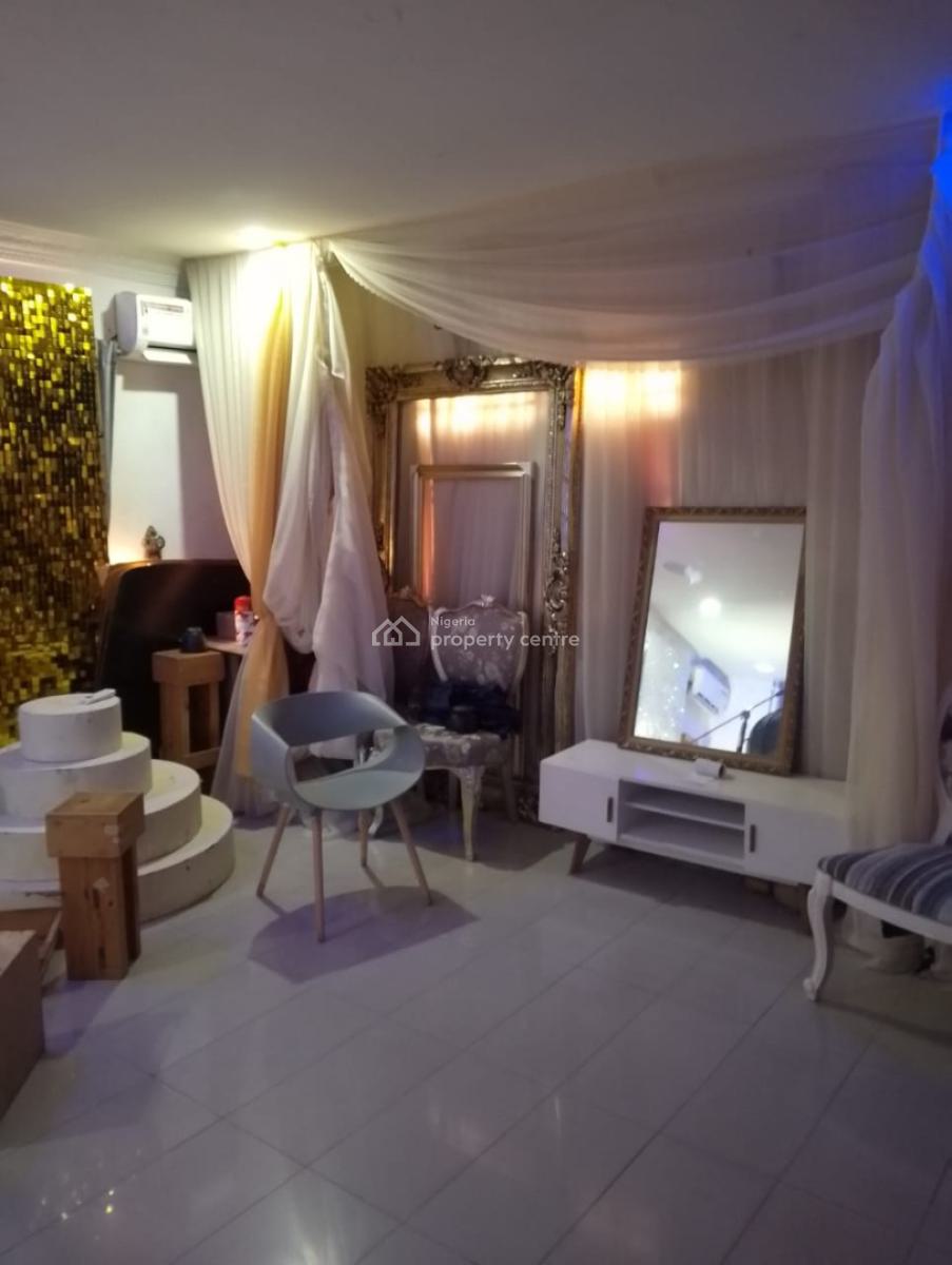 Luxury 6 Bedroom Fully Detached House with Bq in a Secured Estate, Off Wole Olateju Street, Lekki Phase 1, Lekki, Lagos, Detached Duplex for Sale