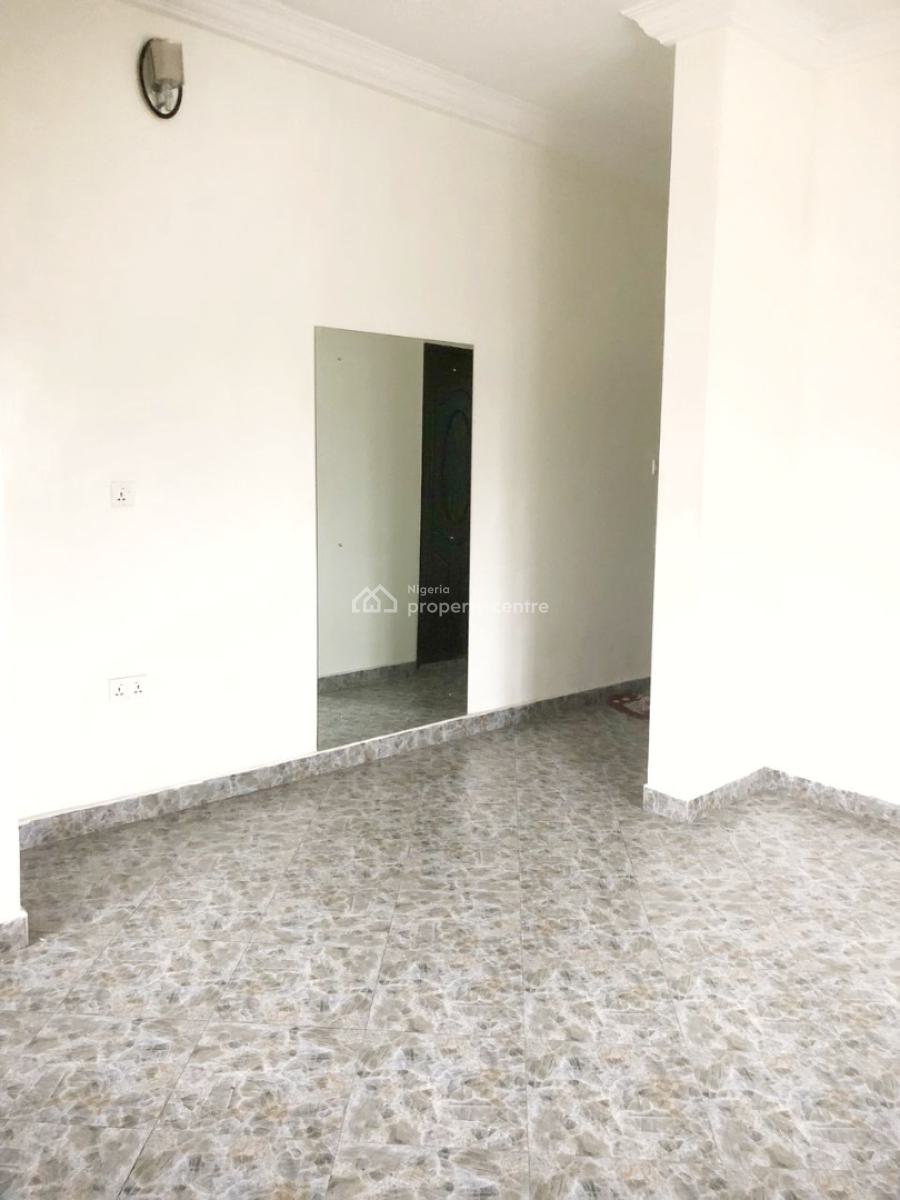 Luxury & Well Maintained & Spacious 3 Bedroom Flat, Gbagada, Lagos, Flat / Apartment for Rent