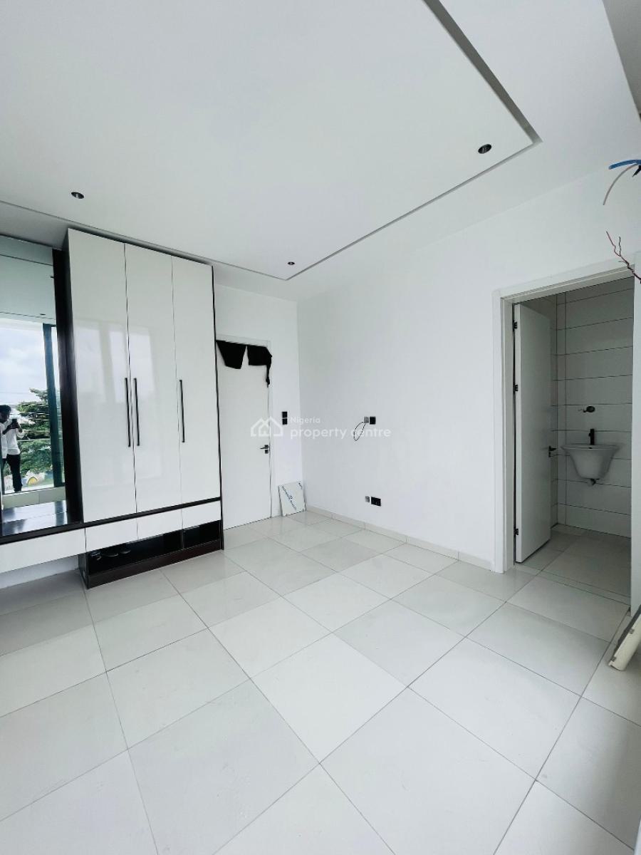 Luxury 2bedroom Apartment with Elevator, Swimming Pool and Gym, Oniru, Victoria Island (vi), Lagos, Flat / Apartment for Sale