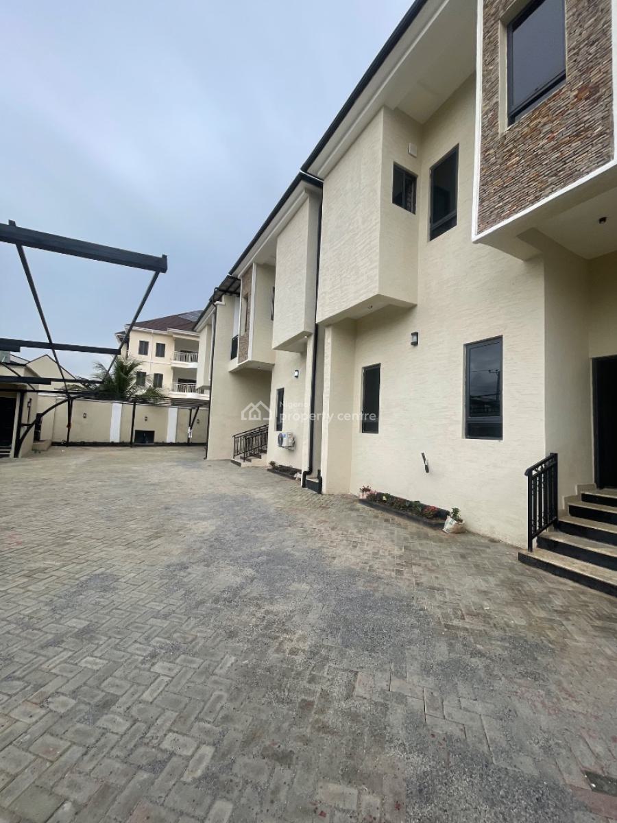 a Very Well Built of 4 Bedroom Terrace Duplex, Gilmore, Very Close to Wuse 2, Jahi, Abuja, Terraced Duplex for Rent