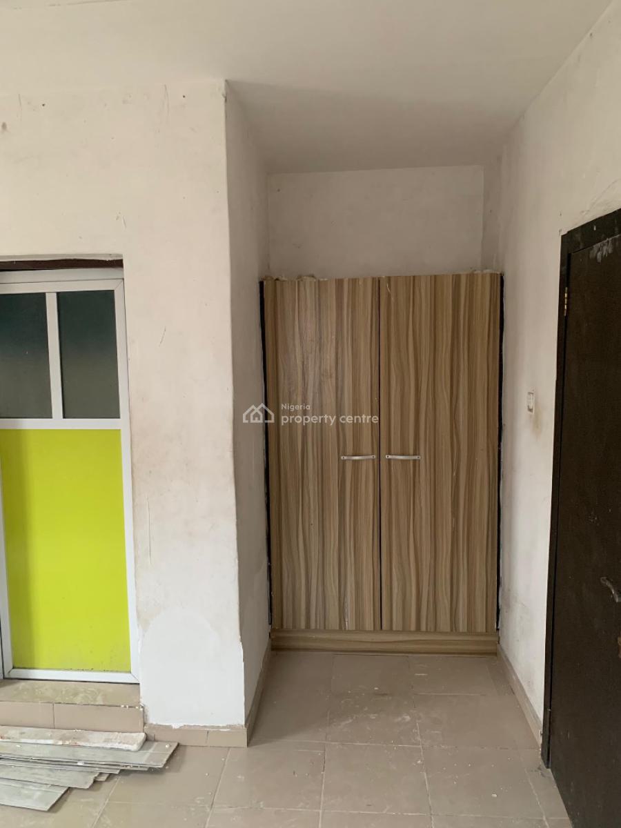 Renovated 3 Bedroom Up Flat, Millennium Estate, Gbagada, Lagos, House for Rent