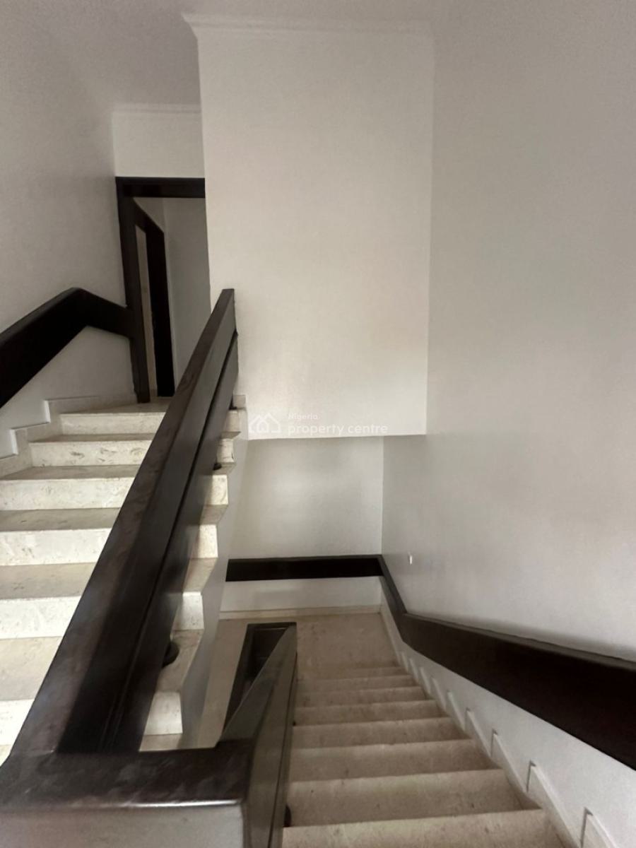 1 Bedroom Apartment, Lekki Phase 1, Lekki, Lagos, Flat / Apartment for Rent
