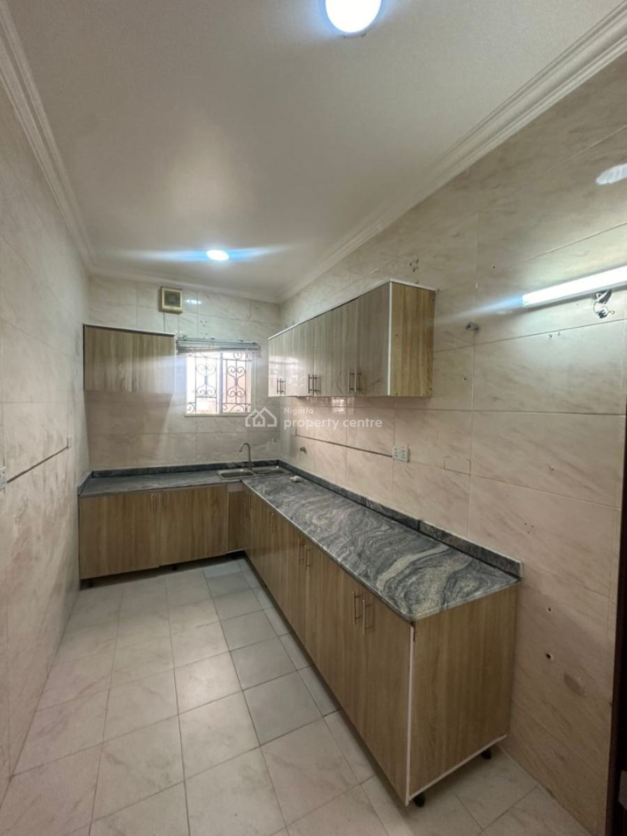 1 Bedroom Apartment, Lekki Phase 1, Lekki, Lagos, Flat / Apartment for Rent