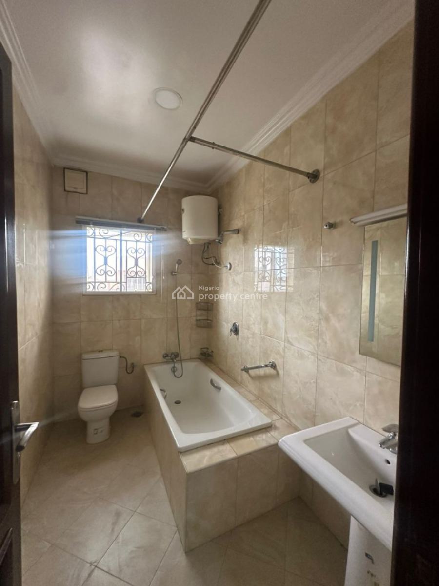 1 Bedroom Apartment, Lekki Phase 1, Lekki, Lagos, Flat / Apartment for Rent
