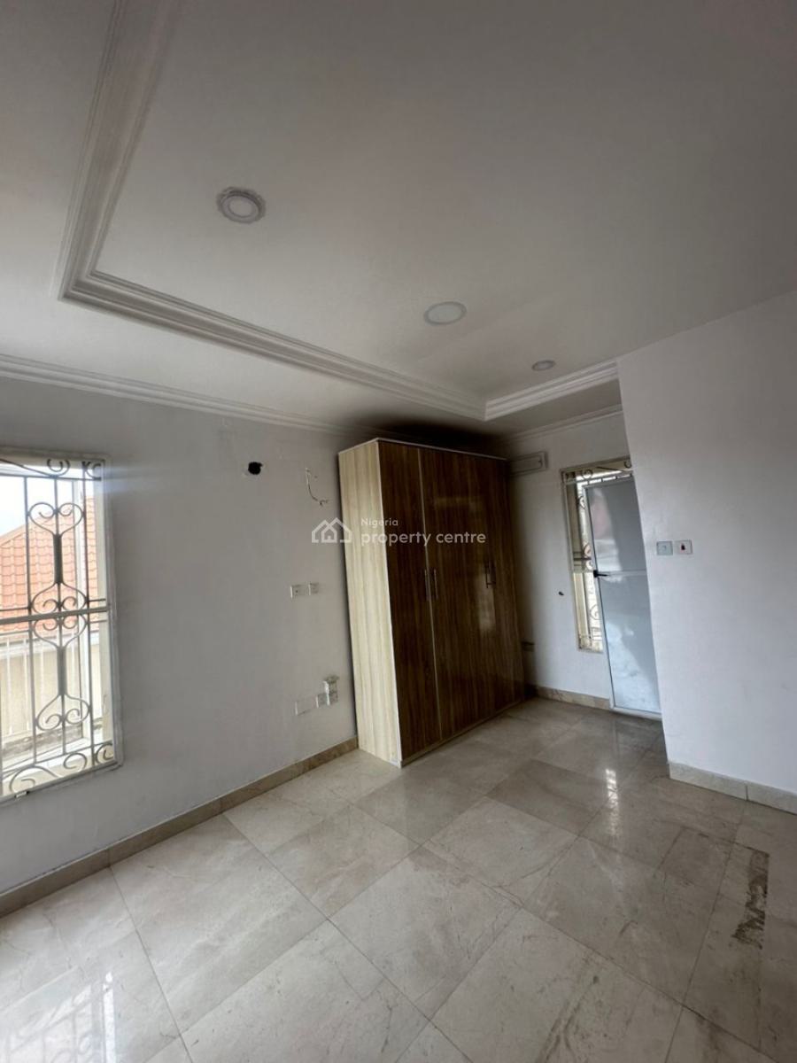 1 Bedroom Apartment, Lekki Phase 1, Lekki, Lagos, Flat / Apartment for Rent