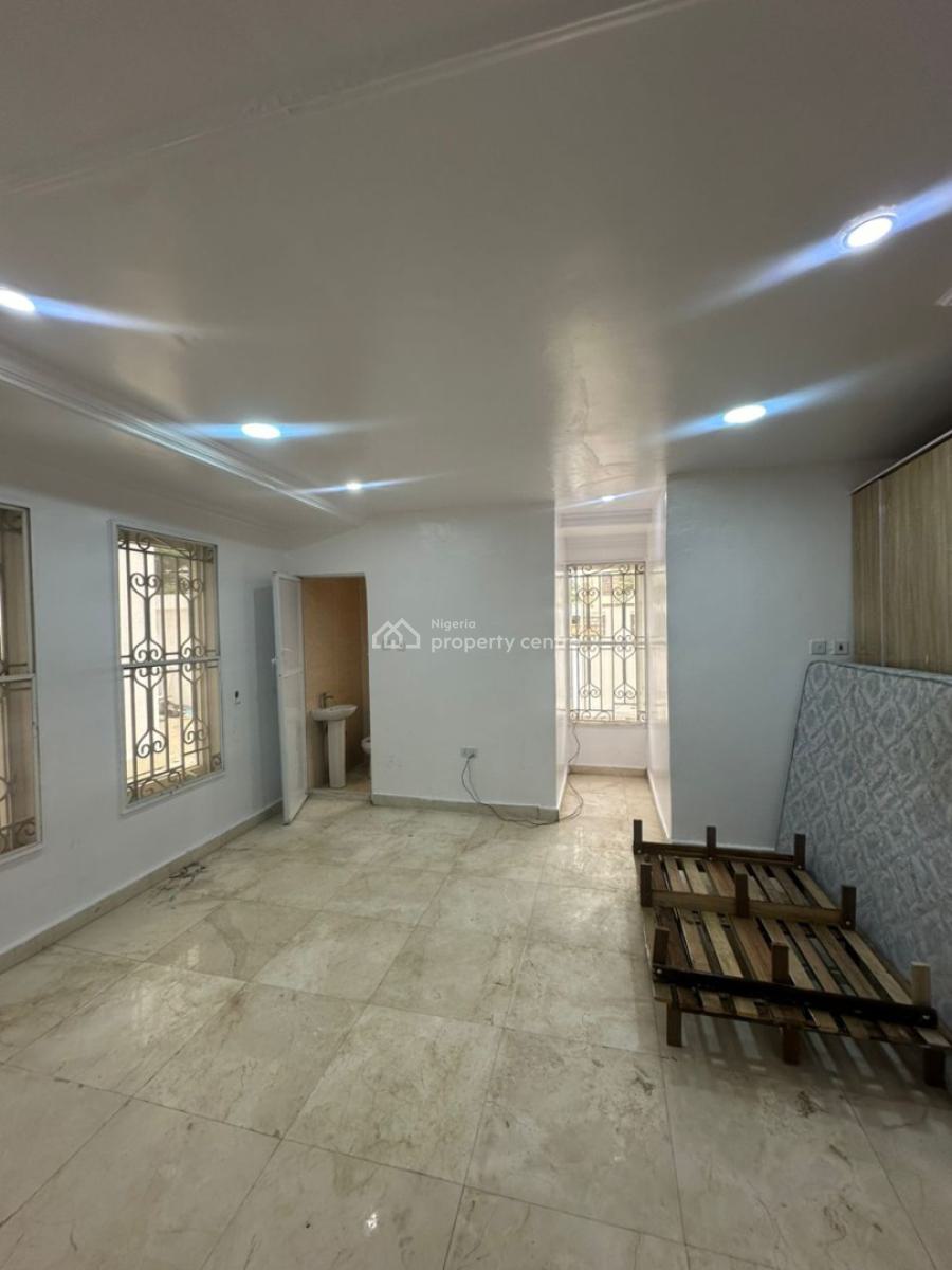 1 Bedroom Apartment, Lekki Phase 1, Lekki, Lagos, Flat / Apartment for Rent