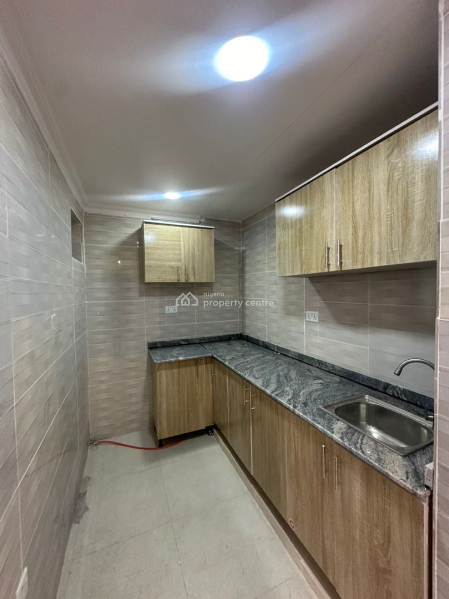 1 Bedroom Apartment, Lekki Phase 1, Lekki, Lagos, Flat / Apartment for Rent