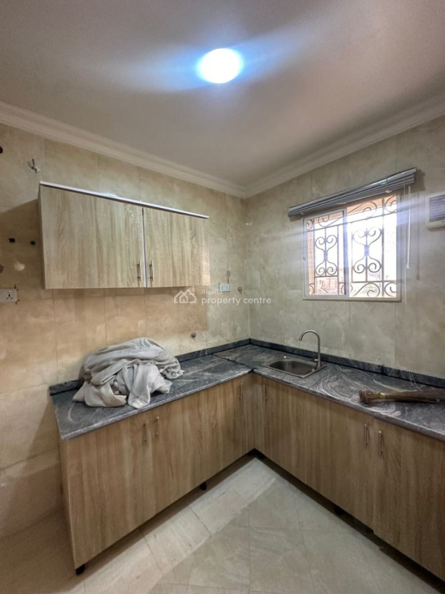 1 Bedroom Apartment, Lekki Phase 1, Lekki, Lagos, Flat / Apartment for Rent