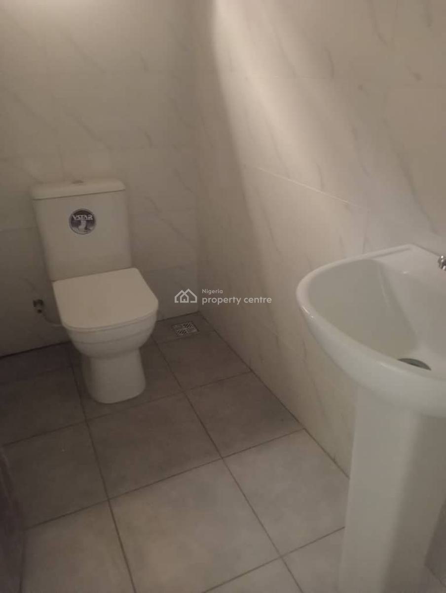Newly Built 2 Bedroom Flat, Gra Phase 1, Magodo, Lagos, Flat / Apartment for Rent