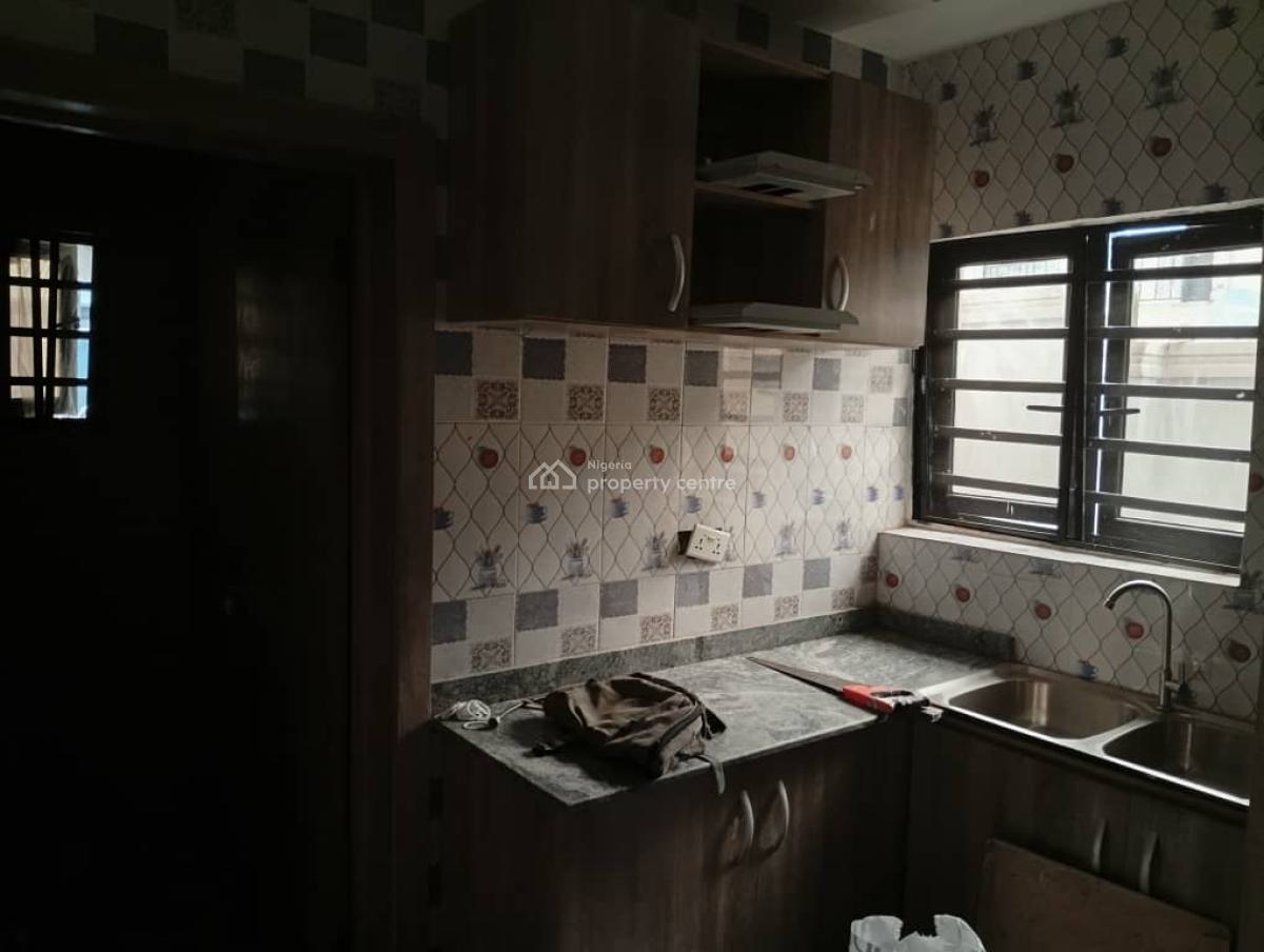 2 Bedroom Flat, Ikeja, Lagos, House for Rent